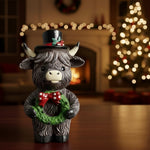 Toma | Christmas Figurine with a Wreath