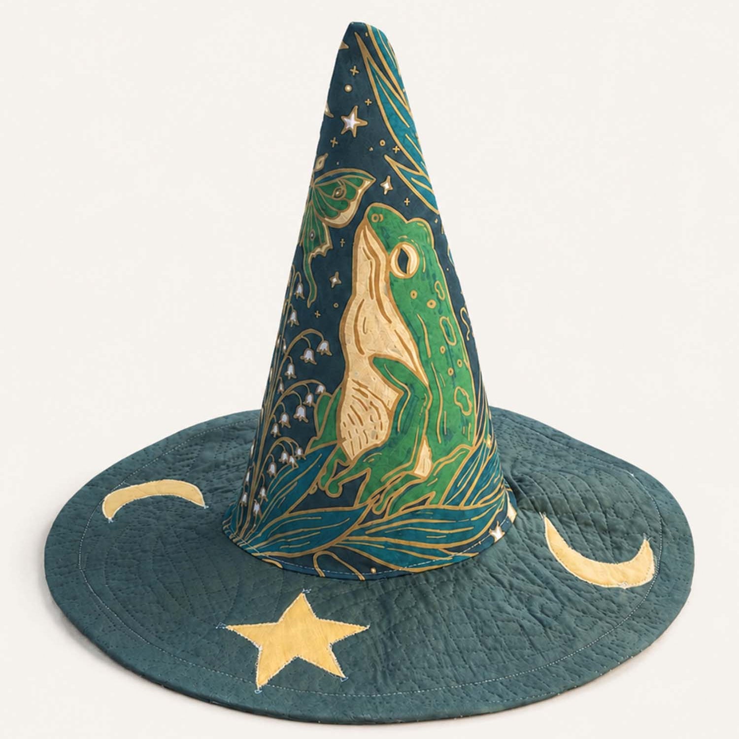 Quilted Witch Hat – Frog under the Stars – product image 1